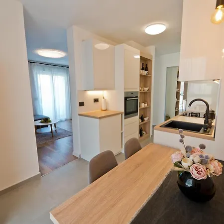 Apartment Malemi