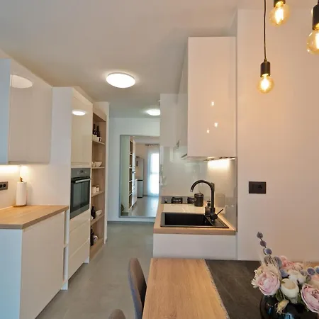 Malemi Apartment *
