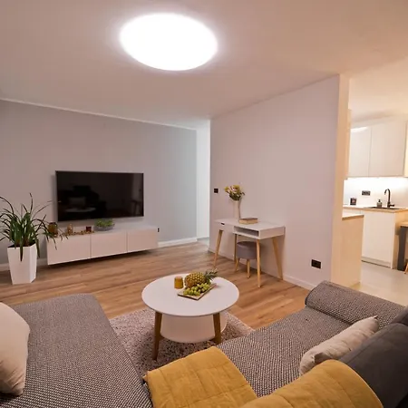 Apartment Malemi *